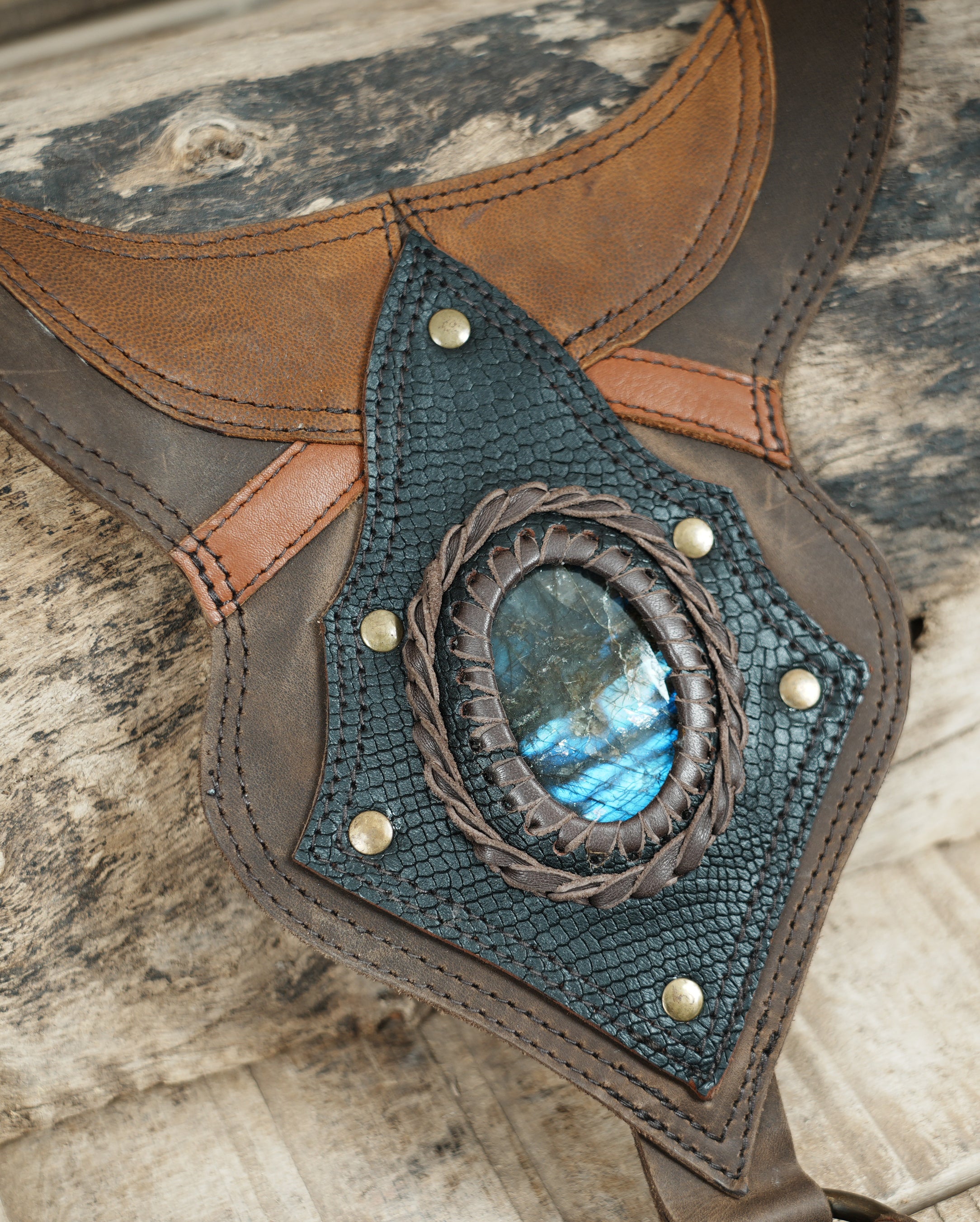 LEATHER HOLSTER|| GEMS STONE HOLSTER || FESTIVAL HOLSTER || GIFT FOR HIM || GIFT FOR HER