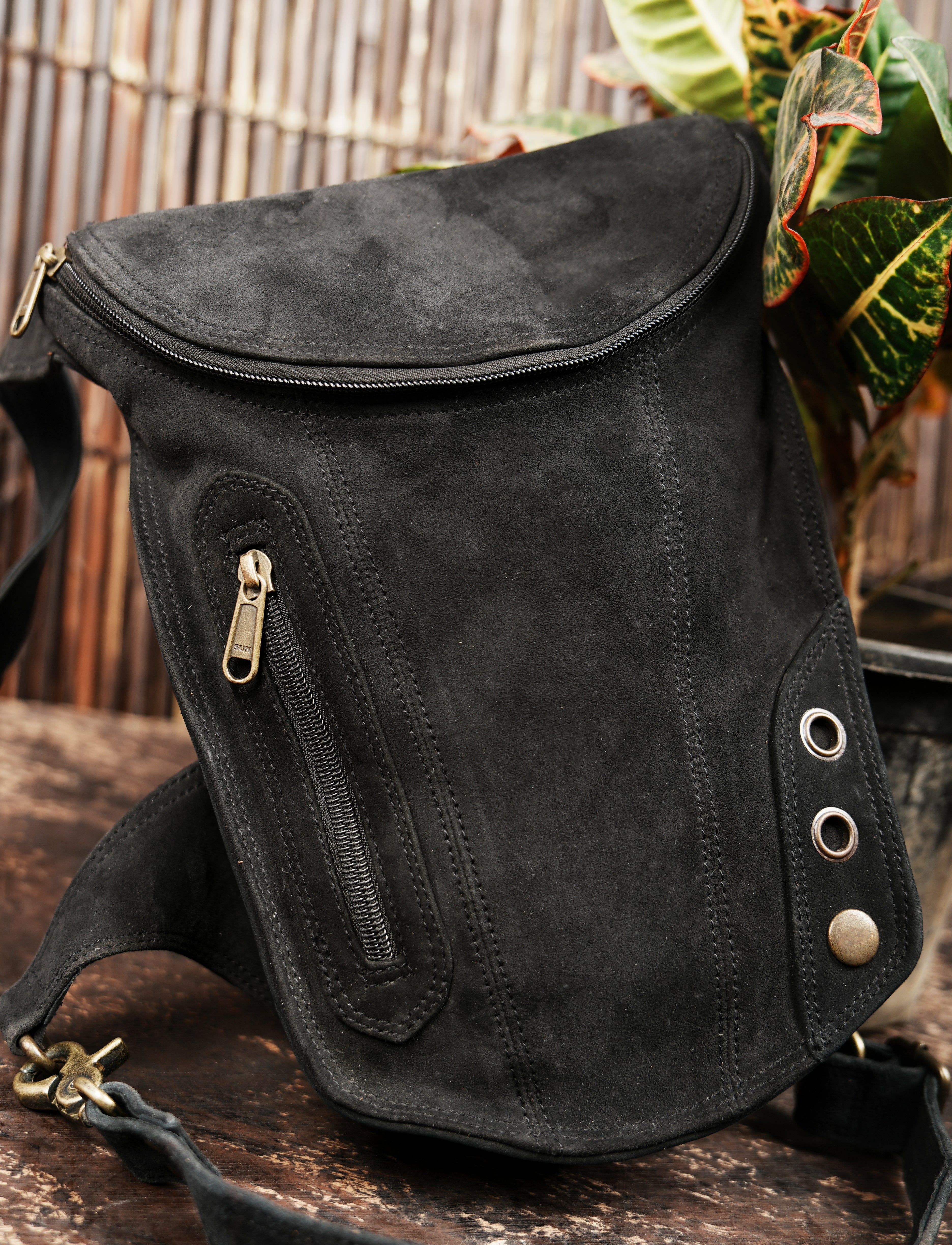 Black leather thigh belt pouch for outdoor and street wear