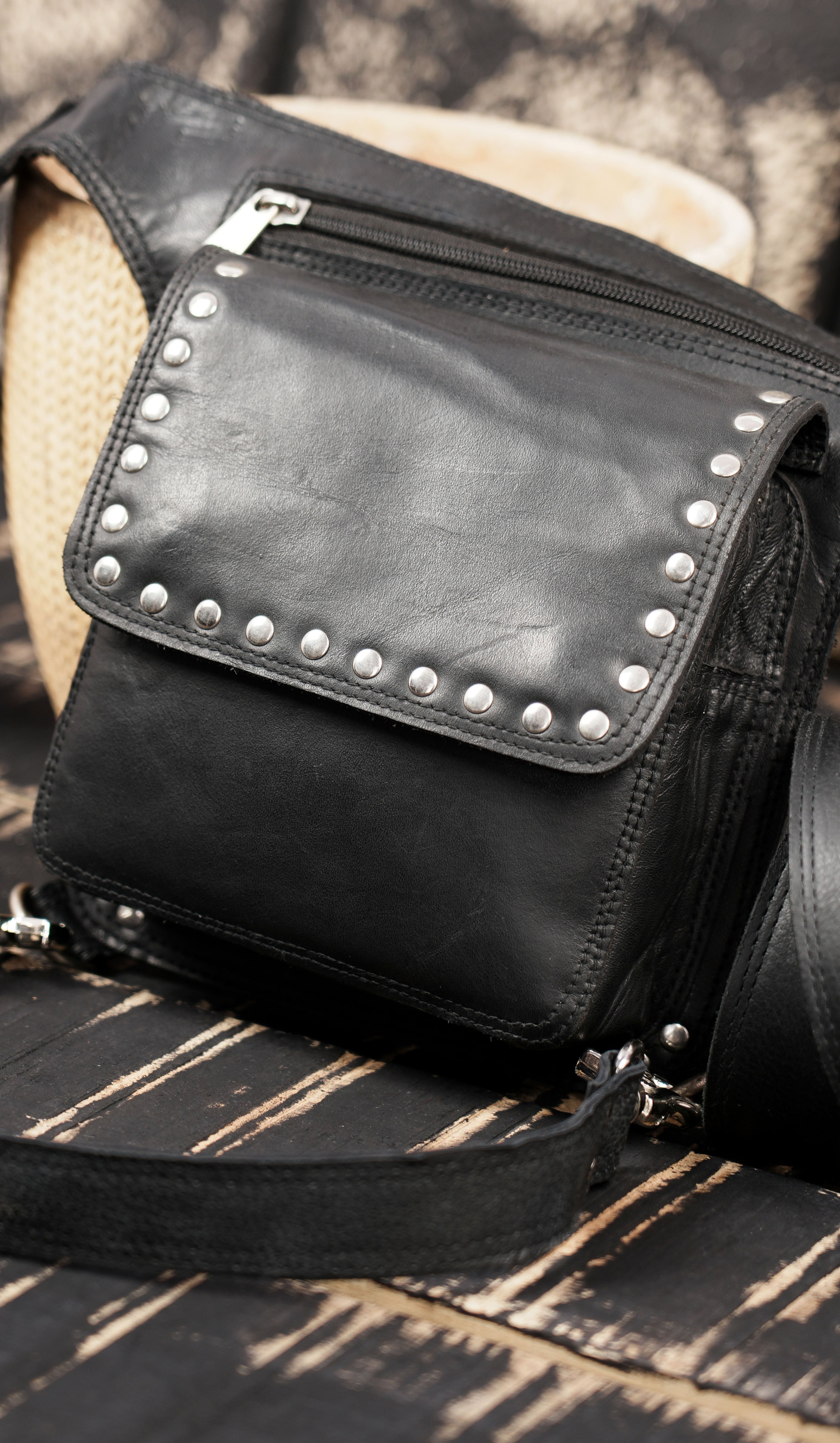 Leather leg holster belt with zipper pocket and snap hooks