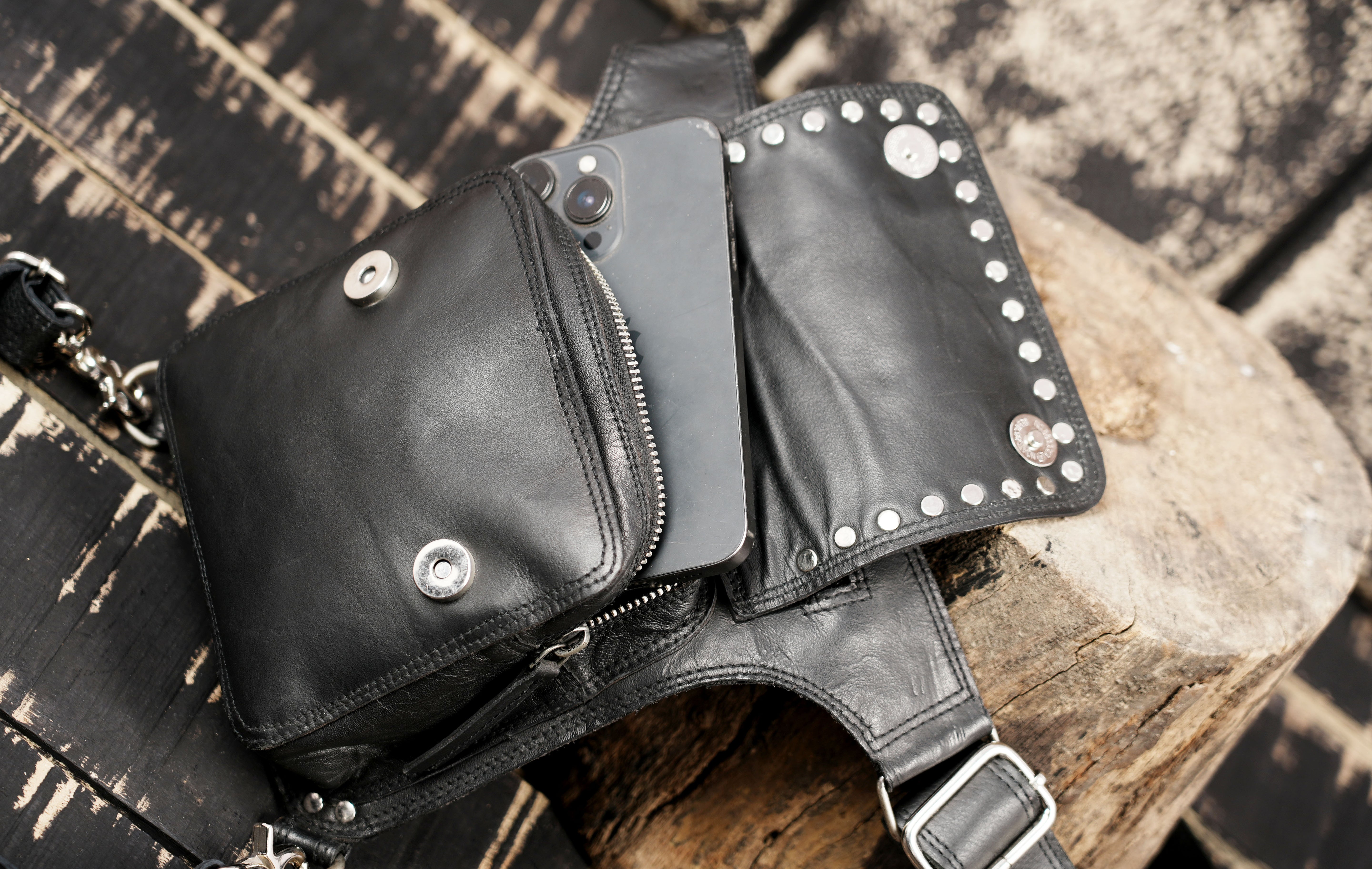 Leather thigh pouch belt for festivals and streetwear