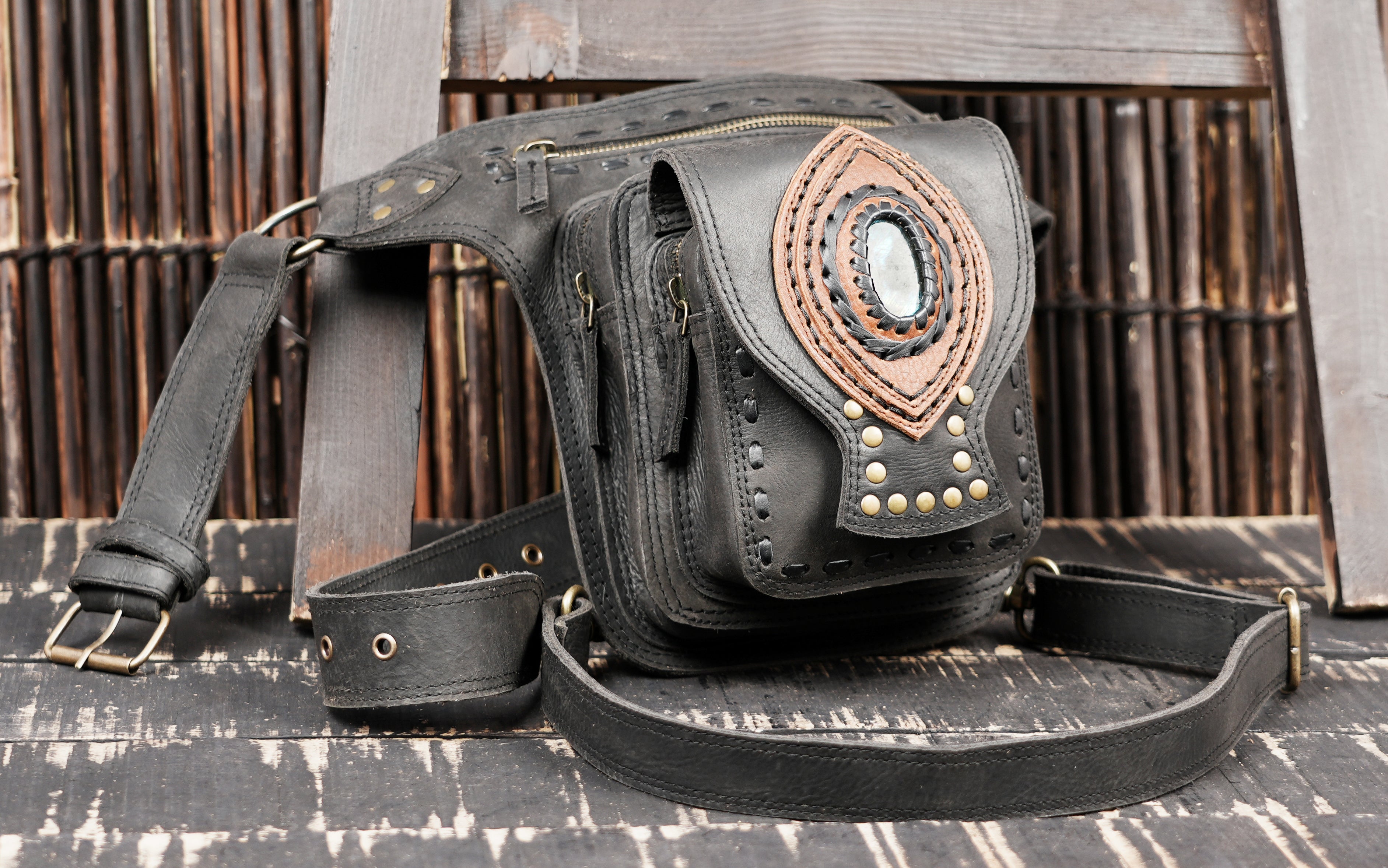 Leather thigh belt bag for festivals and cosplay