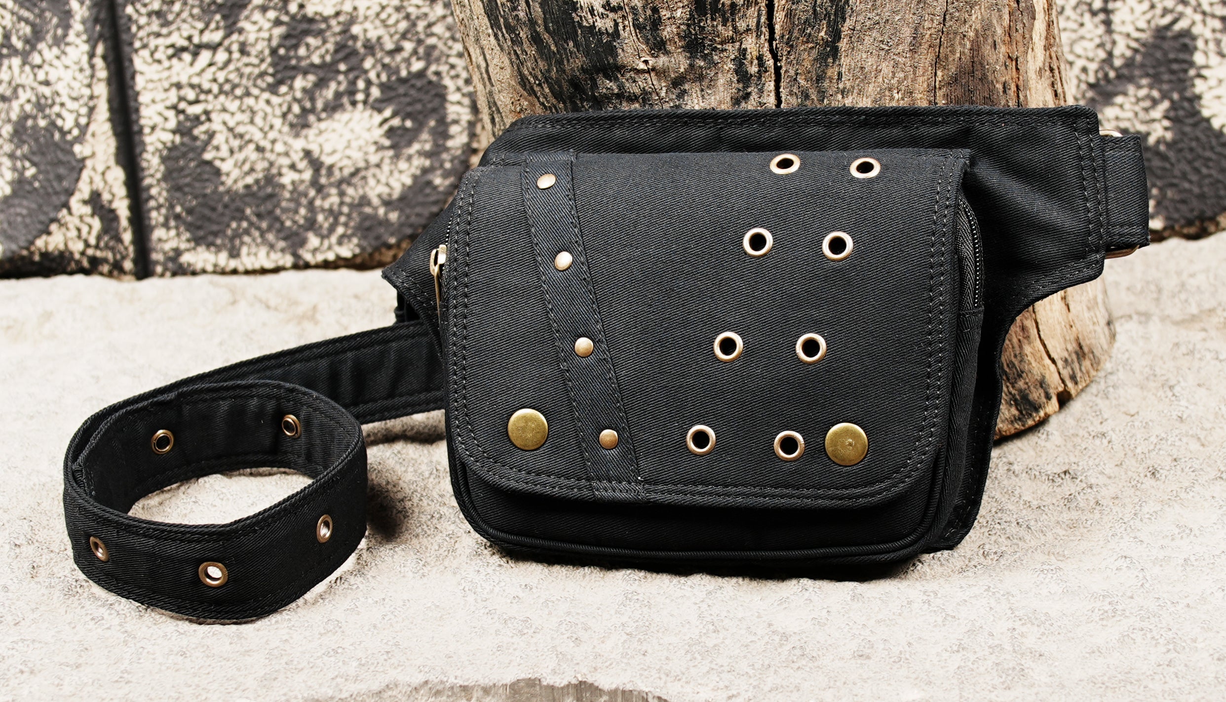 Lightweight cotton waist belt with metal eyelets and buckle