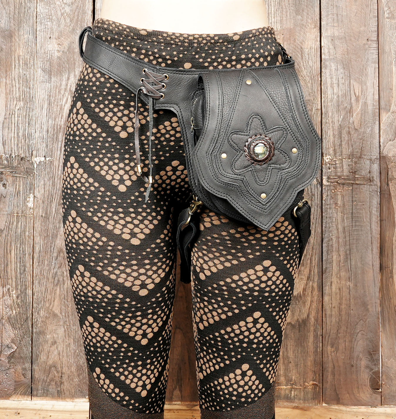 Premium quality leather waist thigh belt for hands free use