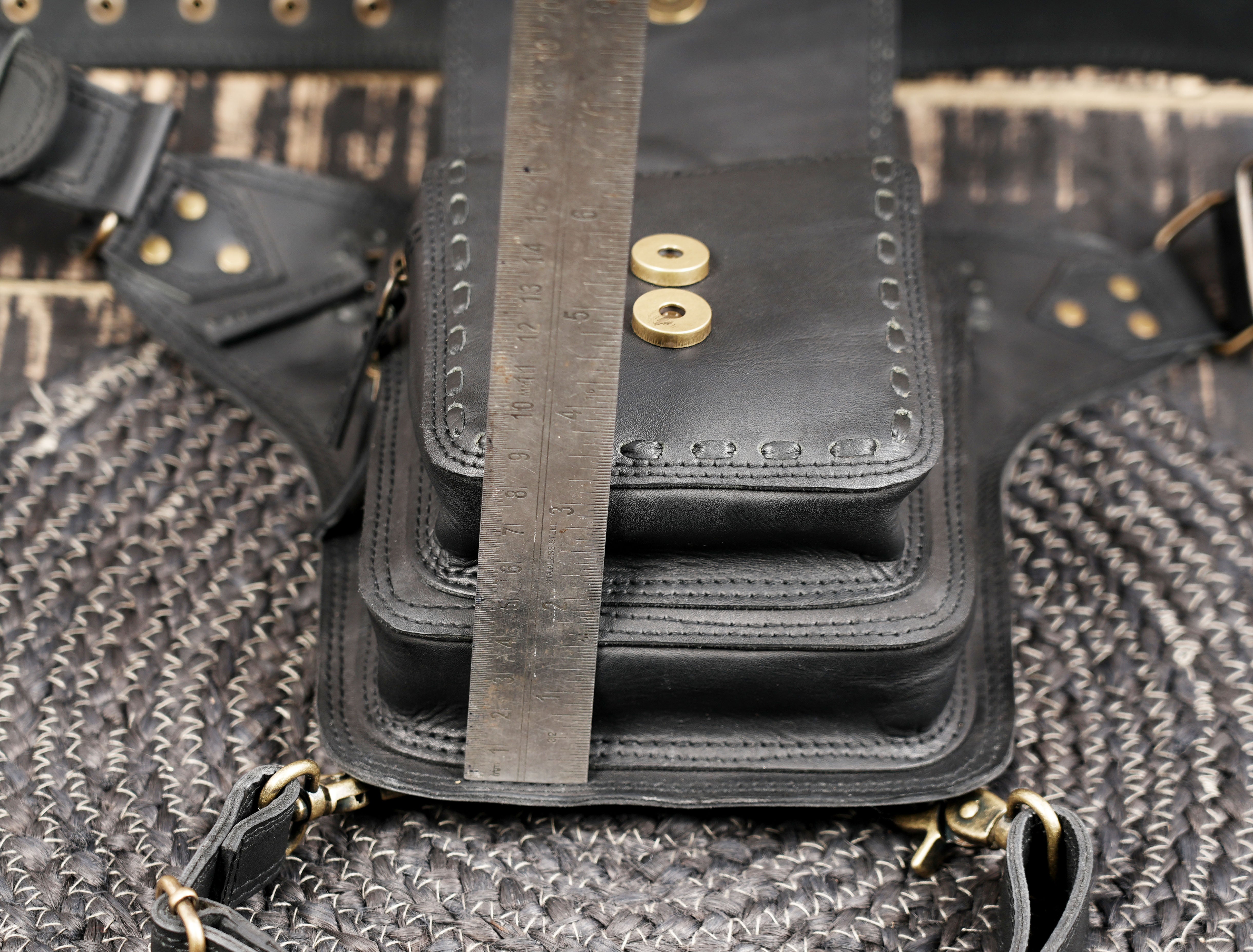 Waist and thigh leather belt with compact storage and modern look