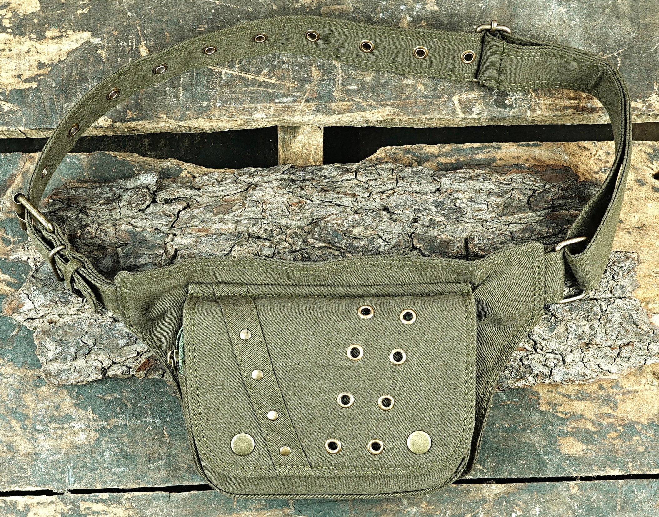 Cotton waist belt with front pocket and adjustable buckle