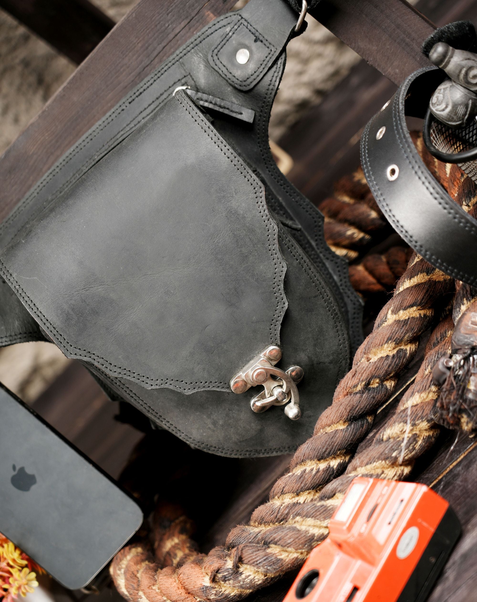 Leather waist belt with adjustable buckle