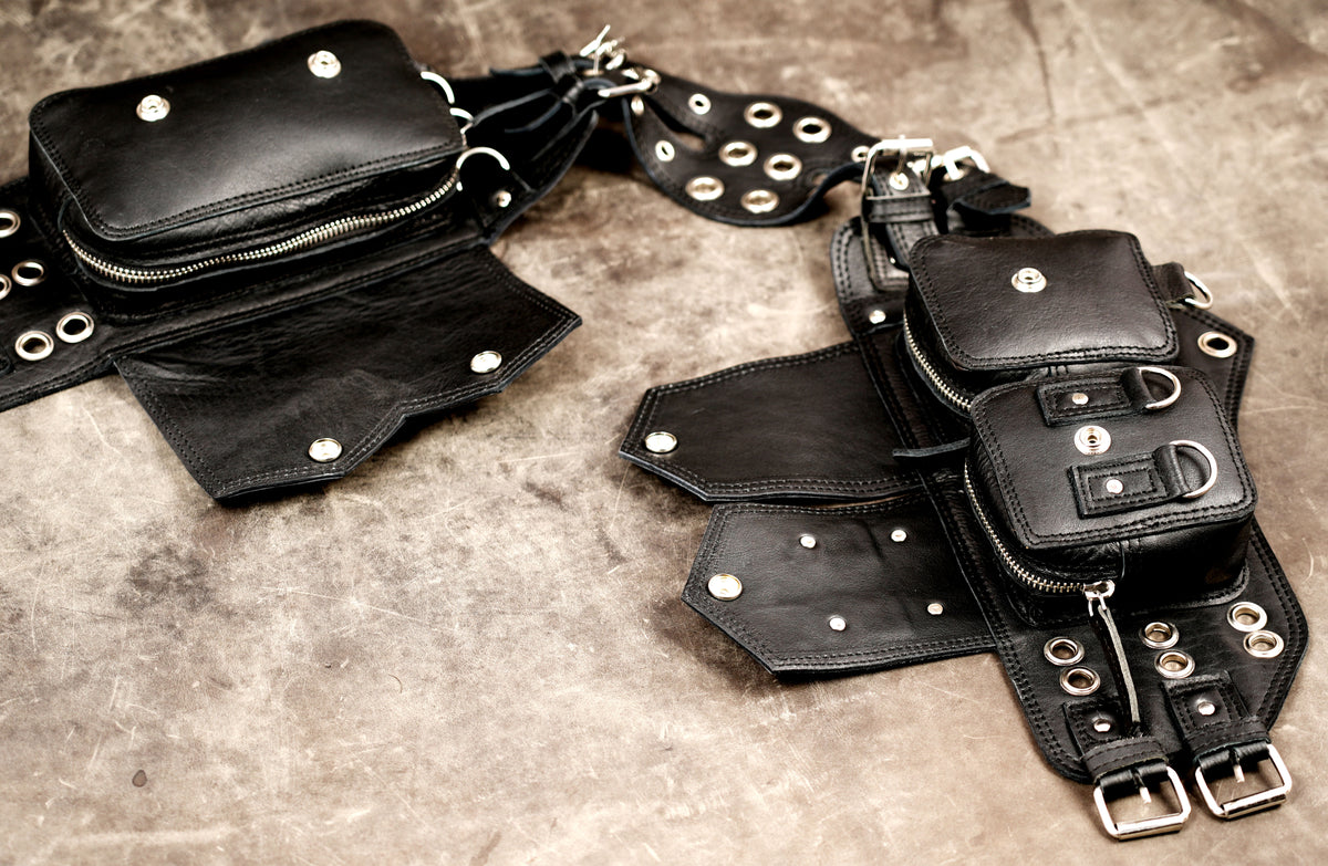 Genuine leather travel belt with snap pocket design