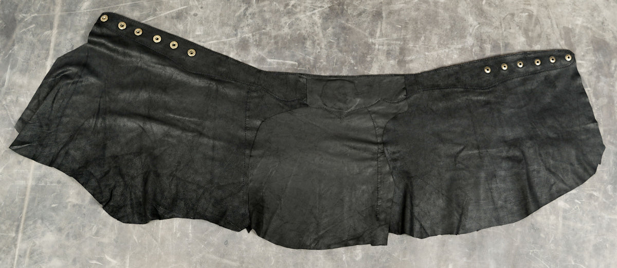 Genuine suede skirt with Om symbol, close up on waistband