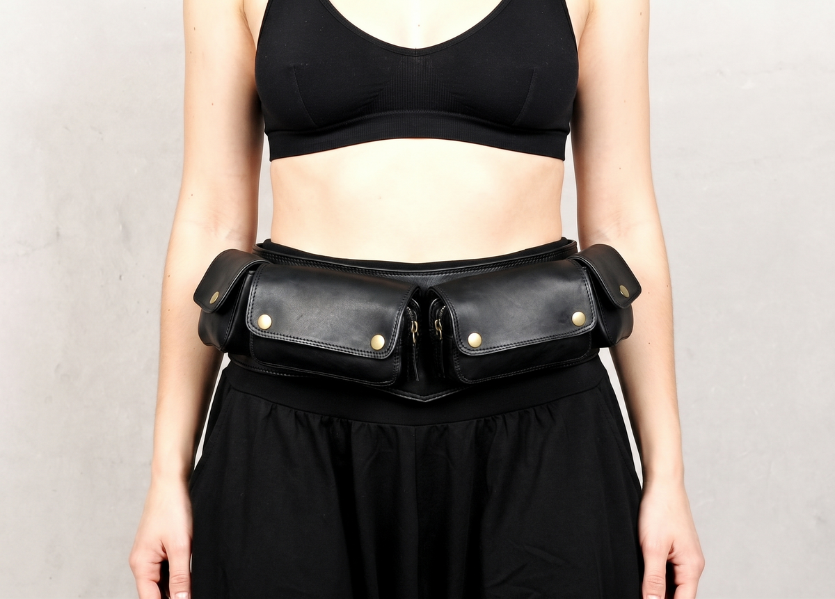 Unisex black leather cargo belt with snap-button pouches