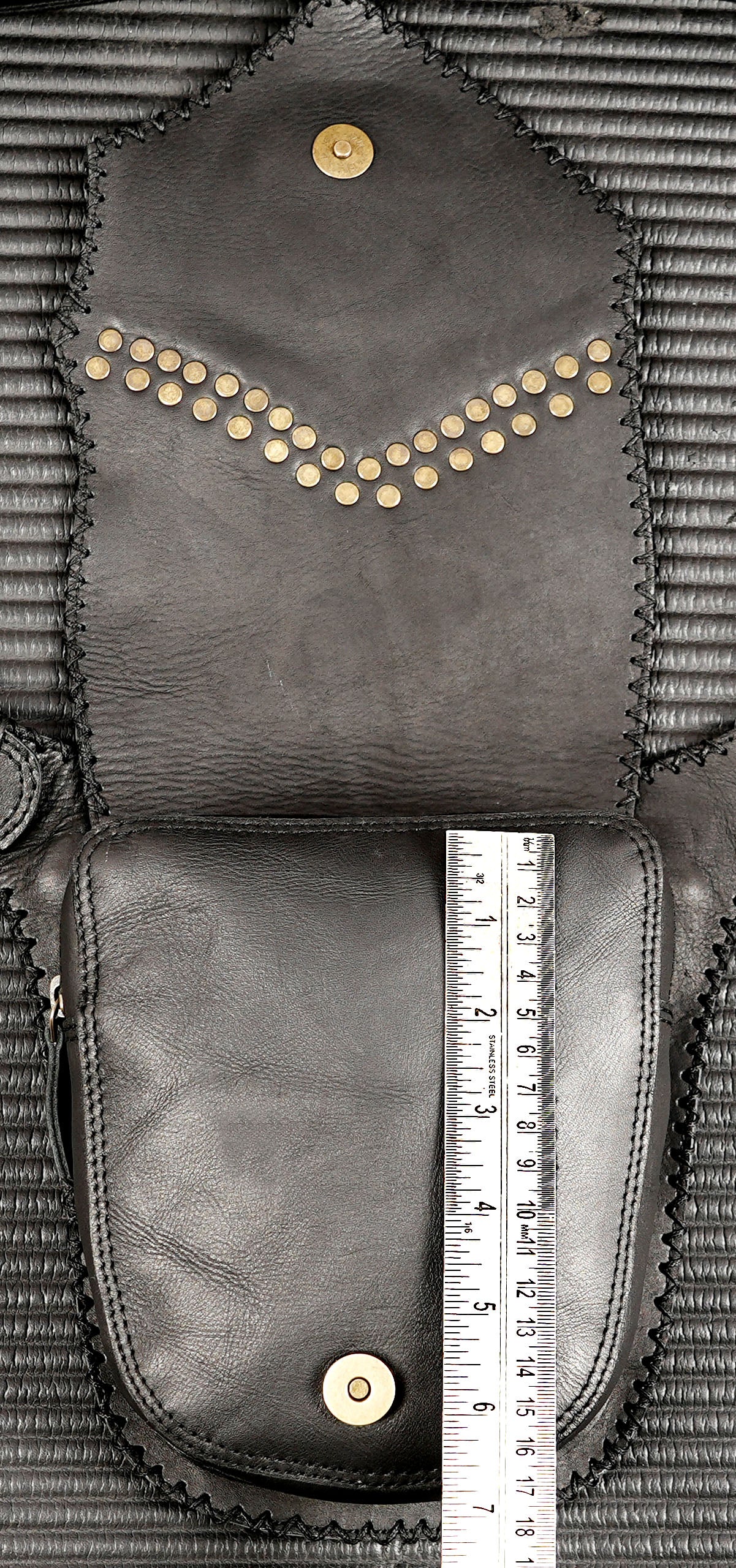 Natural stone leather belt bag with secure everyday storage