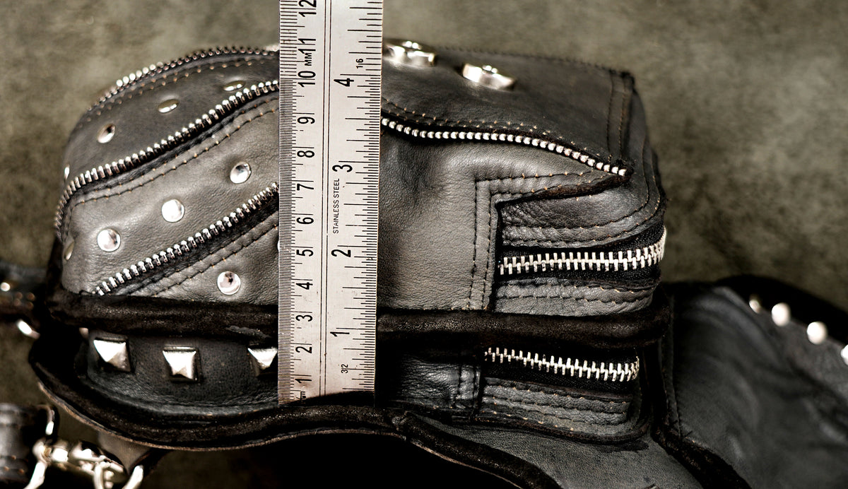 Ranger class leather leg bag with adjustable strap
