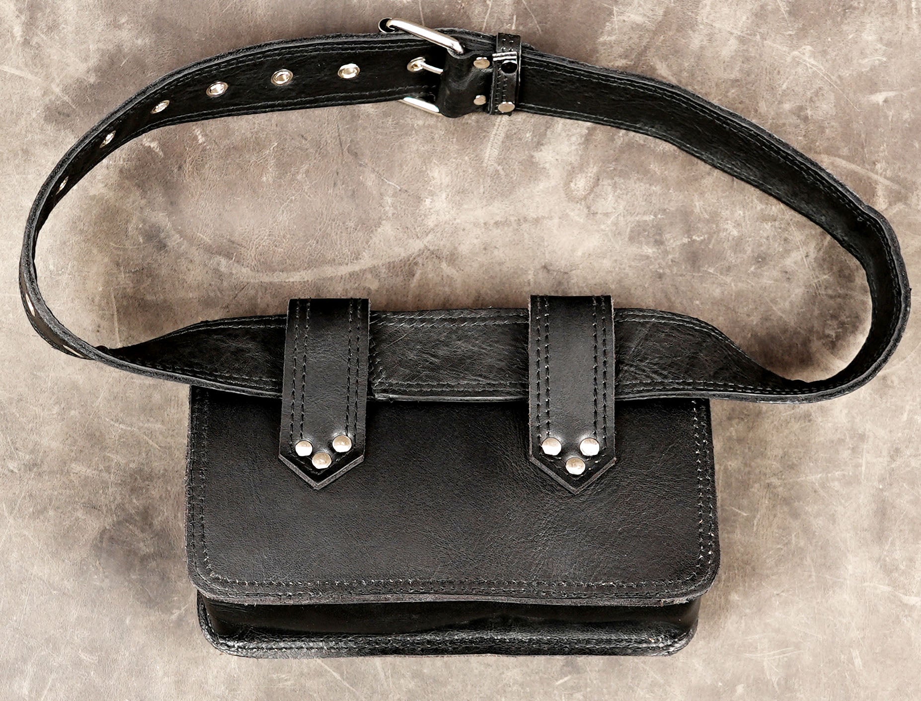 Classic leather satchel style bag with turn lock detail