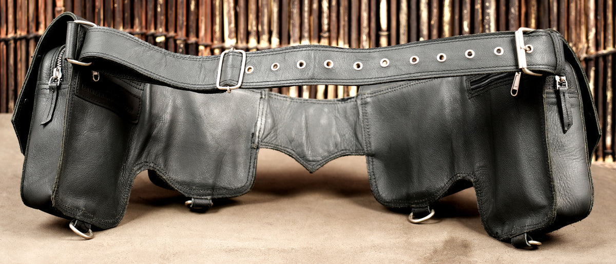 Leather multi compartment belt for cosplay events