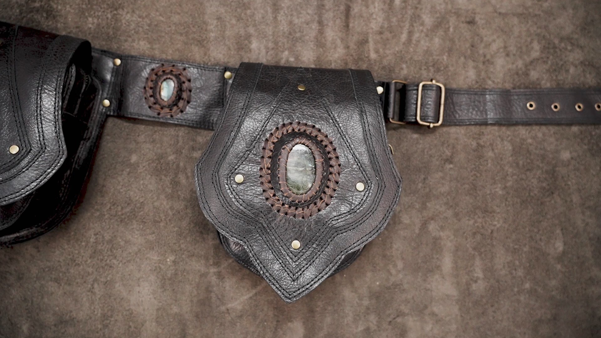 Adjustable leather hip bag belt with zipper pouch